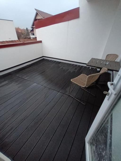 Old Town Studio 1 Apartment Nr 4 Бая-Маре Экстерьер фото