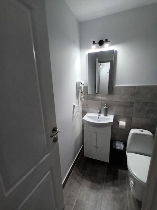 Old Town Studio 1 Apartment Nr 4 Бая-Маре Экстерьер фото